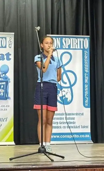 Super Suidie sang deelname